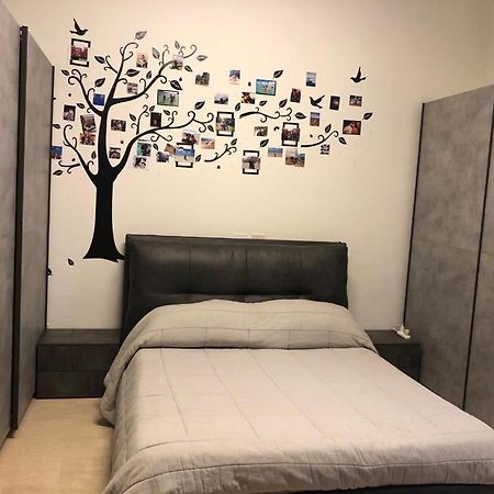 Bross Apartament サレルノ エクステリア 写真